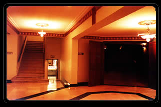 Acceso al Teatro